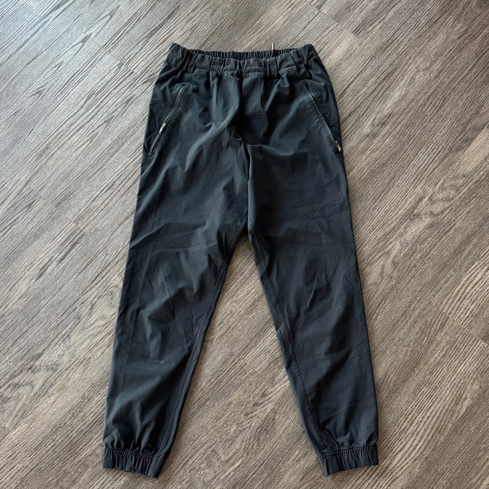 Lululemon Black Men's Jogger Pants